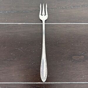 Oneida Community Par Plate | Bridal Wreath | Silverplate Cocktail Fork | 1915